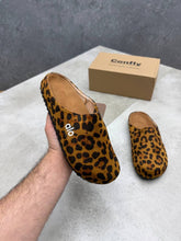 Load image into Gallery viewer, Slipper