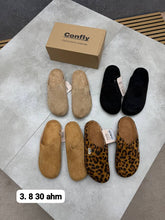Load image into Gallery viewer, Slipper