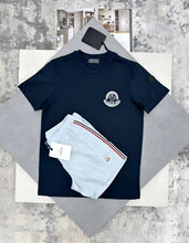 Load image into Gallery viewer, T-shirt
