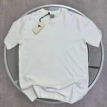 Load image into Gallery viewer, Tshirt