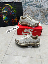 Load image into Gallery viewer, Shoes