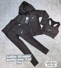 Load image into Gallery viewer, Tracksuit women