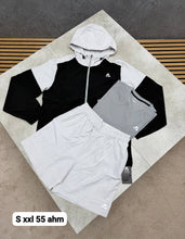 Load image into Gallery viewer, Tshirt