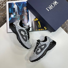 Load image into Gallery viewer, Shoes men