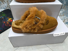 Load image into Gallery viewer, Slipper
