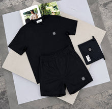 Load image into Gallery viewer, Tshirt