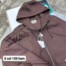 Load image into Gallery viewer, Tracksuit