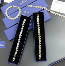 Load image into Gallery viewer, Necklace
