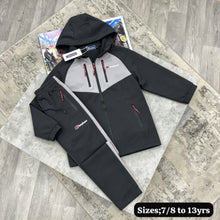 Load image into Gallery viewer, Tracksuit