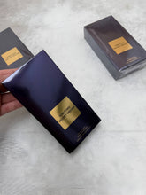 Load image into Gallery viewer, Perfume