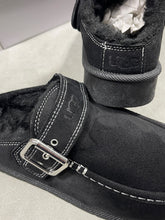 Load image into Gallery viewer, Slipper