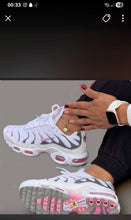 Load image into Gallery viewer, Shoes