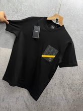 Load image into Gallery viewer, T-shirt