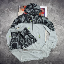 Load image into Gallery viewer, Tracksuit