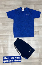 Load image into Gallery viewer, T-shirt