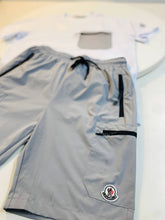Load image into Gallery viewer, T-shirt