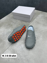 Load image into Gallery viewer, Slipper