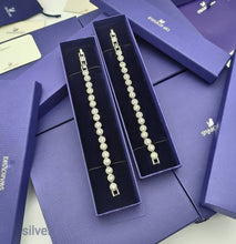 Load image into Gallery viewer, Necklace