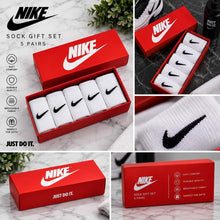 Load image into Gallery viewer, Socks