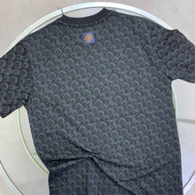 Load image into Gallery viewer, Tshirt
