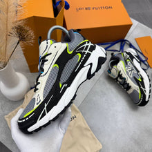 Load image into Gallery viewer, Shoes