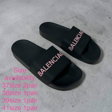 Load image into Gallery viewer, Slipper
