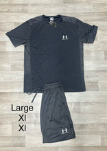 Load image into Gallery viewer, T-shirt