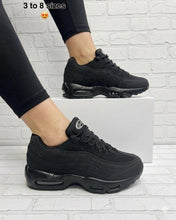 Load image into Gallery viewer, Shoes