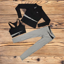 Load image into Gallery viewer, Tracksuit women