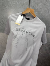 Load image into Gallery viewer, Tshirt