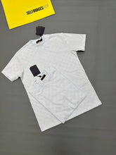 Load image into Gallery viewer, T-shirt