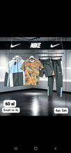 Load image into Gallery viewer, T-shirt