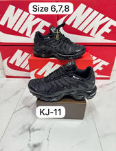 Load image into Gallery viewer, Shoes
