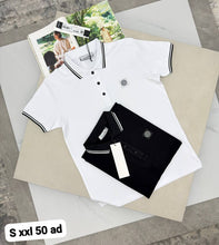 Load image into Gallery viewer, Tshirt