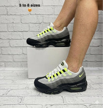 Load image into Gallery viewer, Shoes