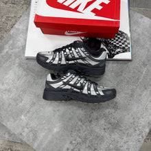 Load image into Gallery viewer, Shoes