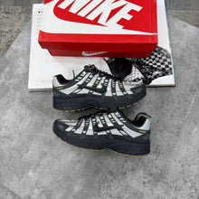 Load image into Gallery viewer, Shoes