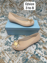 Load image into Gallery viewer, Slipper