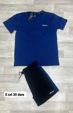 Load image into Gallery viewer, Tshirt
