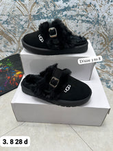 Load image into Gallery viewer, Slipper