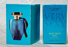 Load image into Gallery viewer, Perfume