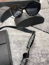 Load image into Gallery viewer, Sunglass
