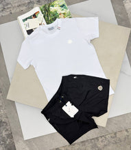 Load image into Gallery viewer, Tshirt