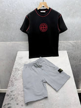 Load image into Gallery viewer, T-shirt
