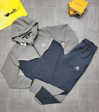 Load image into Gallery viewer, Tracksuit men