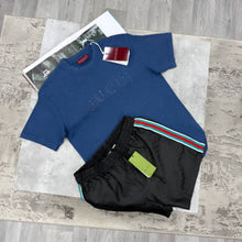 Load image into Gallery viewer, T-shirt