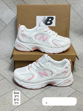 Load image into Gallery viewer, Shoes