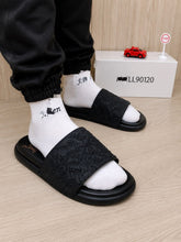 Load image into Gallery viewer, Slipper