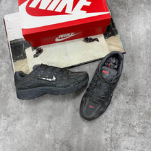 Load image into Gallery viewer, Shoes