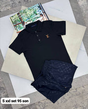 Load image into Gallery viewer, Tshirt